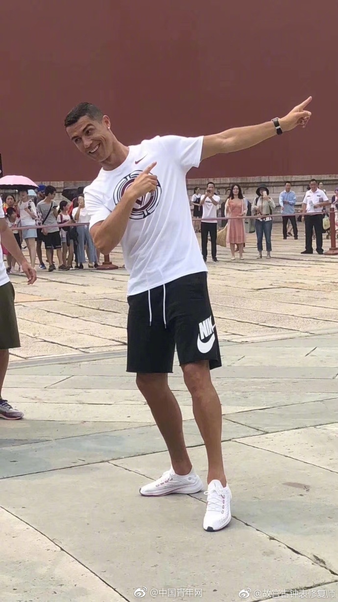 合肥瑶海区美术家协会昨日建立