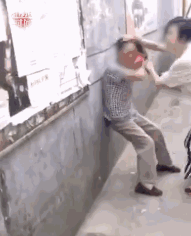 火爆六重豪礼，16年暖心惠企!恭贺丰巢食品续约火爆网！