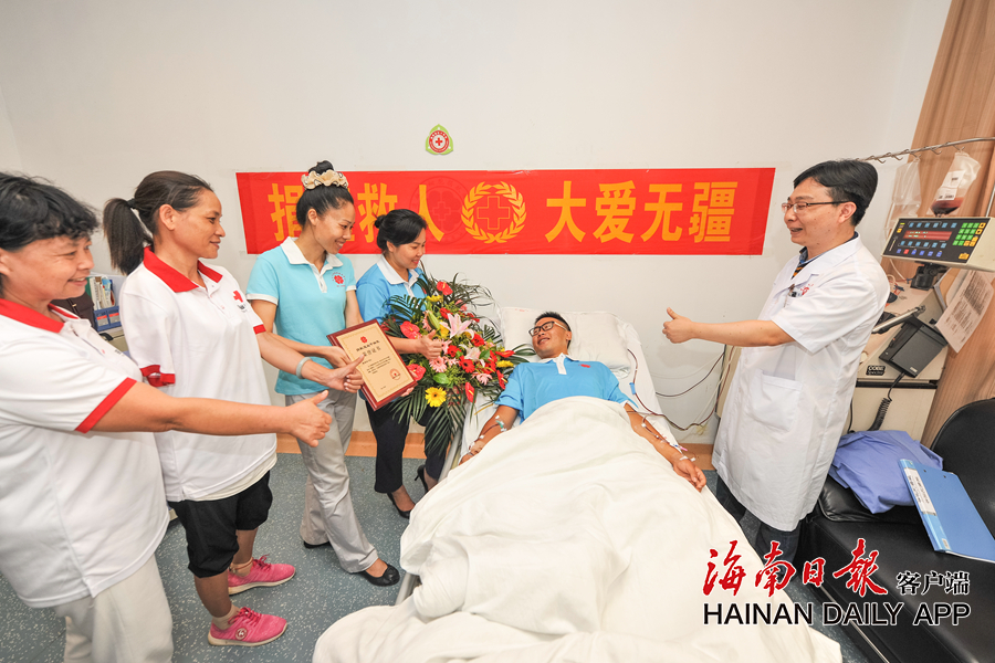 六安舒城山七镇举行“小兰花”春茶采摘典礼
