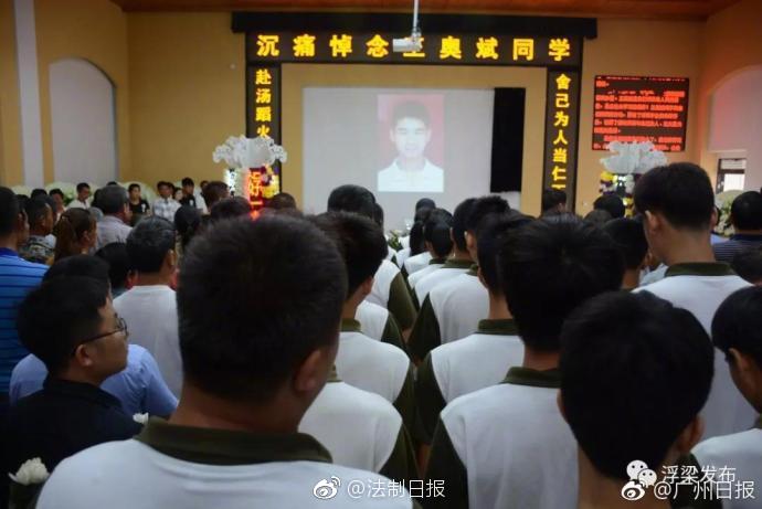 品味健康，旺季必备！多仑牧场发酵酸奶，爆品动销无压力！