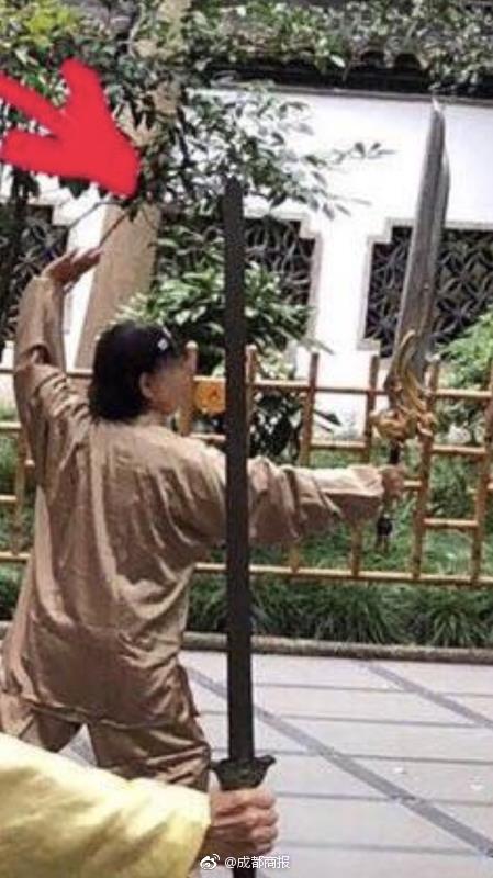 本年高考作文题现安徽名人