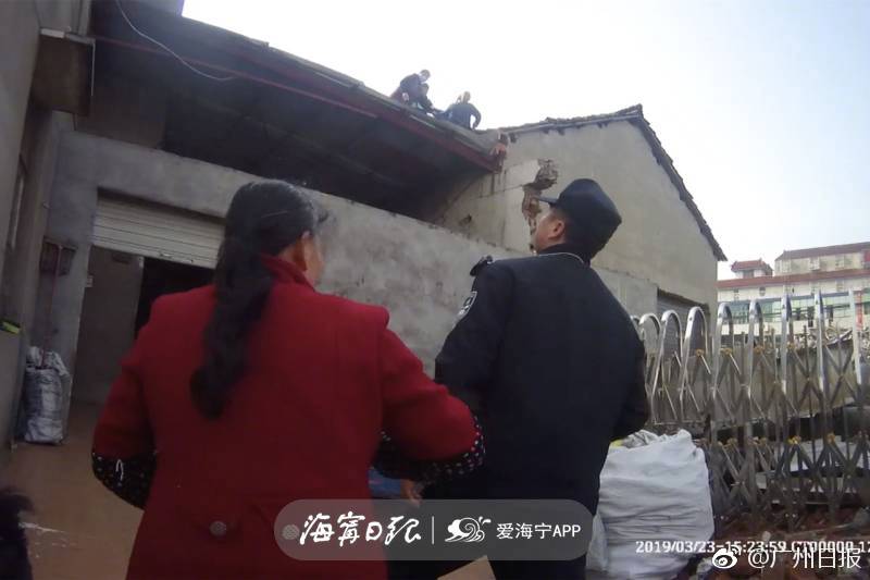 黄湾社区文明墙引领文明新风尚