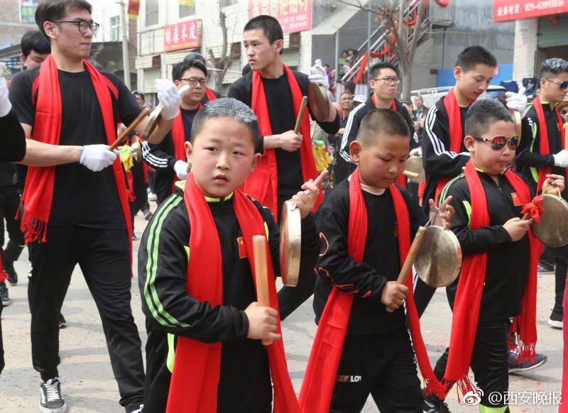 美國對等關稅下的全球 MNT 面板市場分析