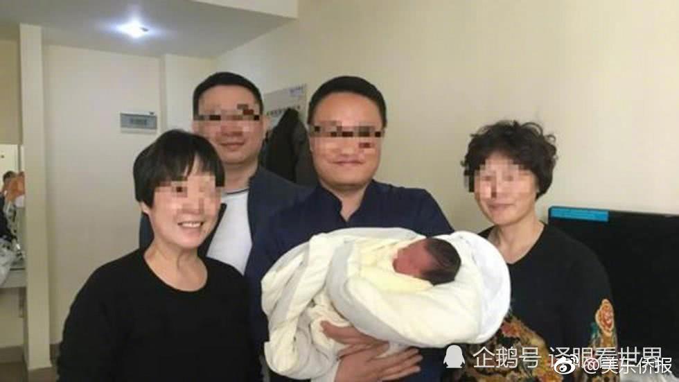 仁和集镇农家书屋喜添新书