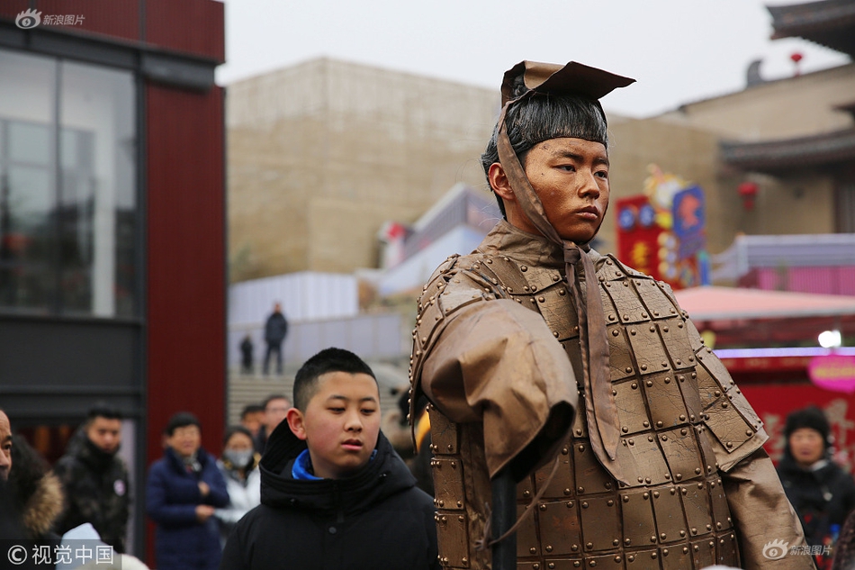 300个玉米种类在肥“选美”