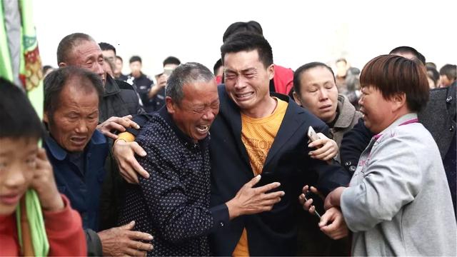 伊普斯维奇取本赛季英超首胜，下一场将面对阿莫林执教首秀的曼联