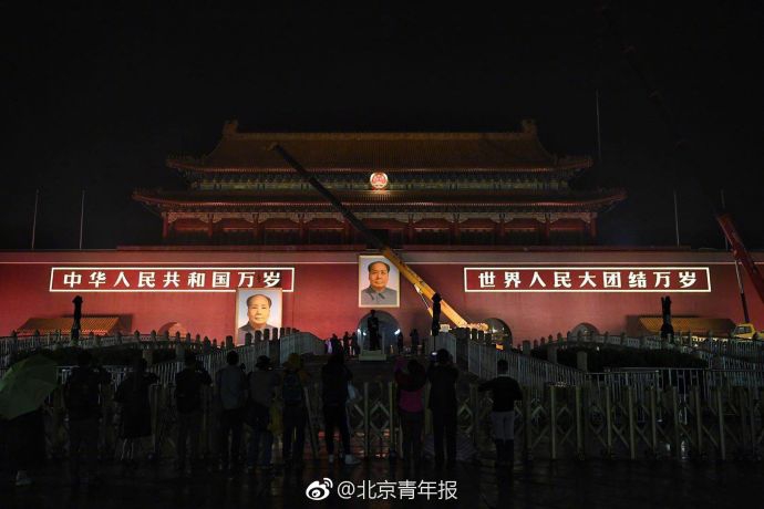 泉州滴滴司机狂飙冲红灯 为出血孕妈妈赢得抢救时刻
