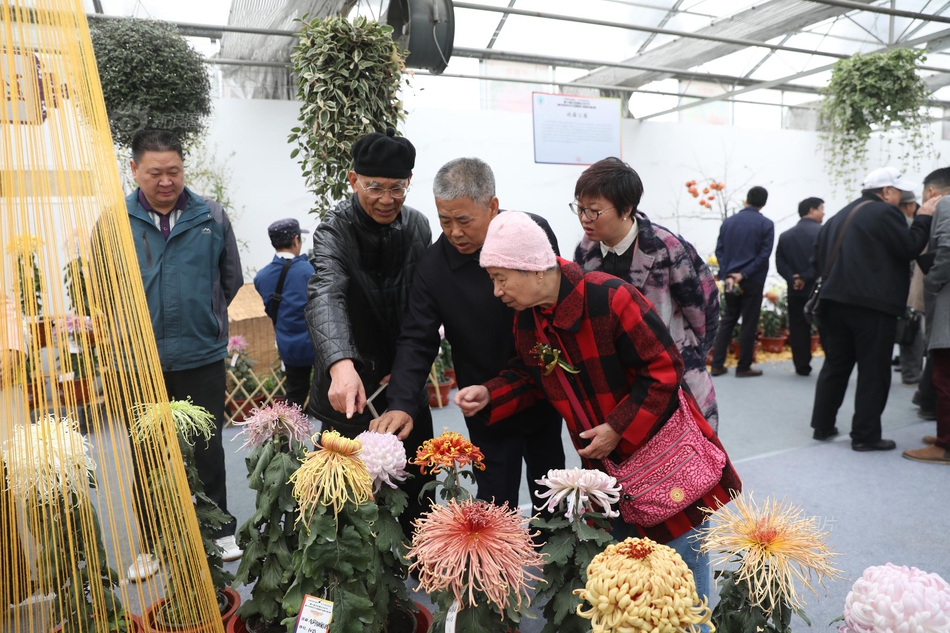 B费谈阿莫林：他改变了葡萄牙体育，希望他在曼联能做相同的事情