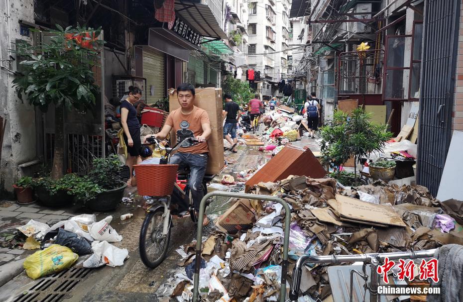 卡塞米罗社媒庆祝胜利：在老特拉福德感受到球迷的热情了