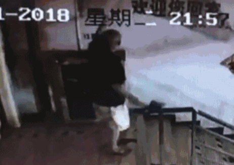 乐冰洋果粒果汁，兼具品质与实力，双重美味，火爆畅销！