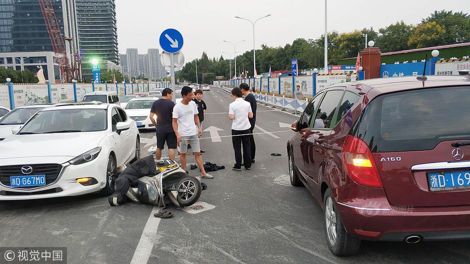 当涂县湖阳农人自行集资铸造乡贤邢珣铜像