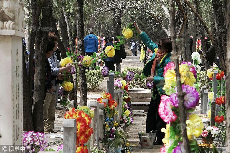 热刺12伊普斯维奇数据：热刺轰17次射门仅进1球，控球率66%