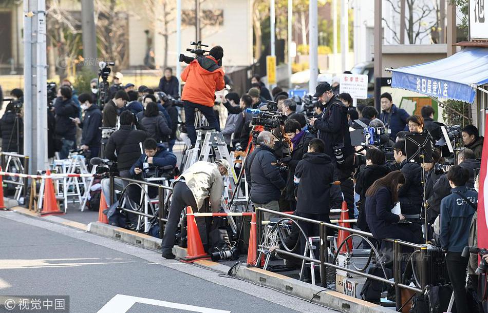 泾县举行2019年“江淮普法行”发动暨扫黑除恶专项斗争广场宣扬活动