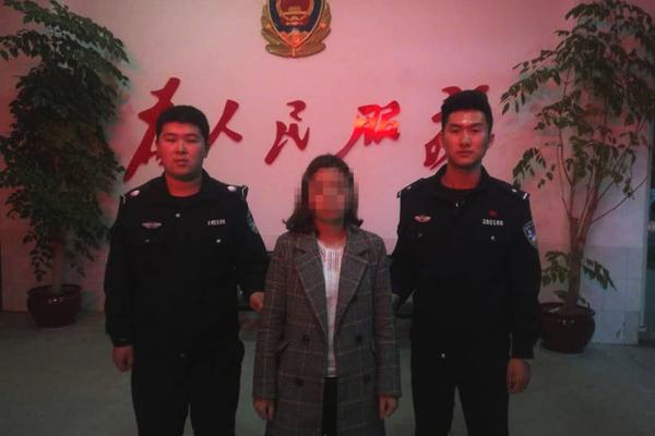 《含山党史三卷》出版发行