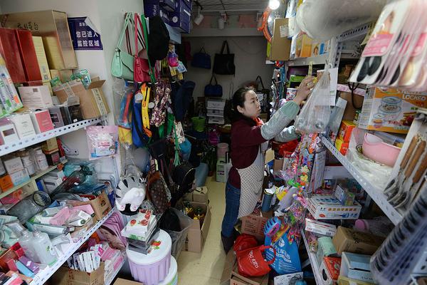 春节市场惊现爆品，果语果粒果汁开启动销加速！霸气招商！