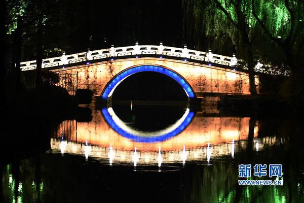 戏剧进校园　经典共传承