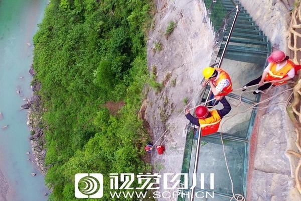 春节献礼，口碑销量双丰收！ 蜗旅果肉果汁礼盒刷屏春节战！