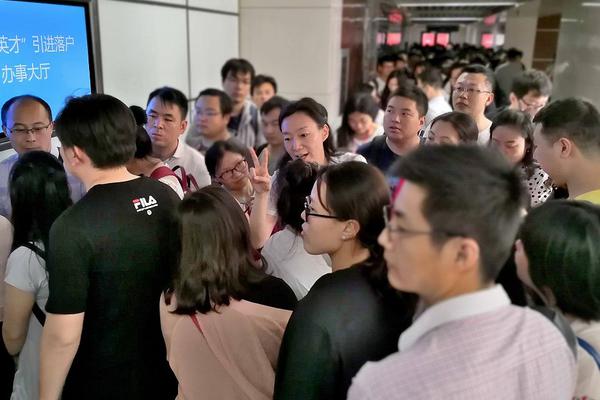阿尔瓦雷斯：我在找寻最佳状态，队友和教练组帮我尽快融入马竞