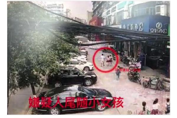 市文化馆展开端午敬老爱老活动