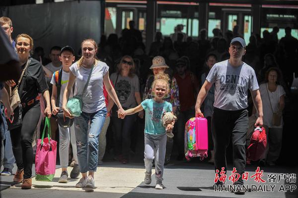 “咱们的郊野”春天诗篇朗诵会走进马鞍山市和县