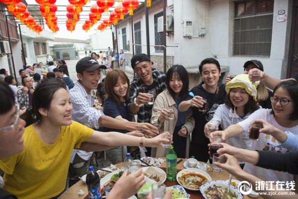 格蕾美乳酸发酵风味饮料，开启杯装赛道，产品动销力十足，凭实力出圈！