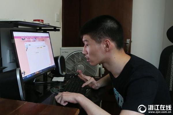 本年高考作文题现安徽名人