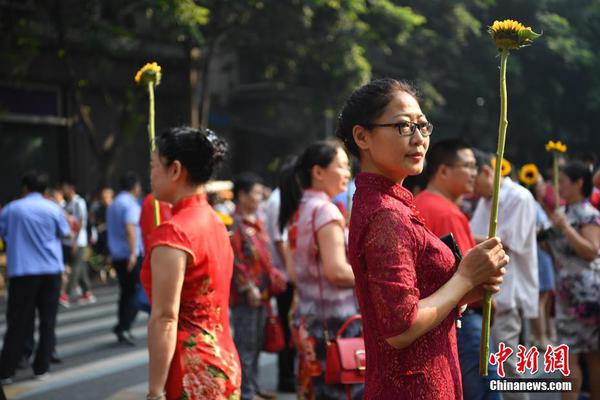 大腿！B费加盟曼联后在10场比赛中创造至少7次机会，同期英超最多