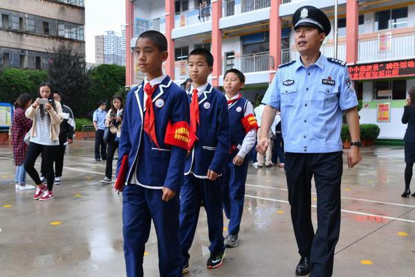 亳州市28所学校获评第一届安徽省文明学校