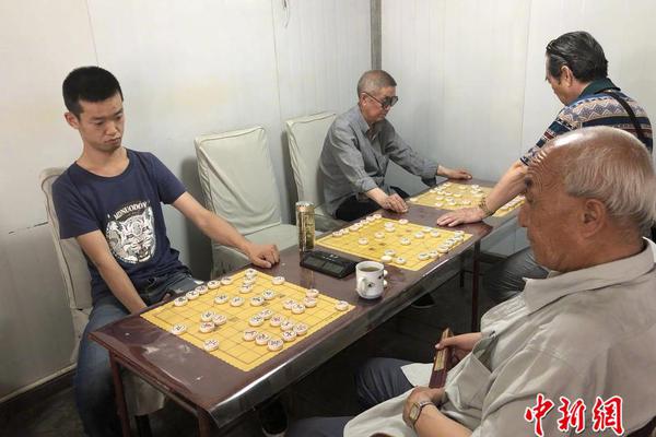 年终派对——葡口果粒果汁上才艺啦！