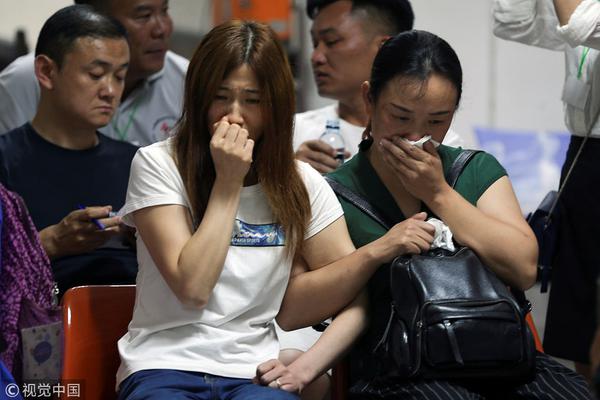 网络作家大咖组团看“合肥之变”