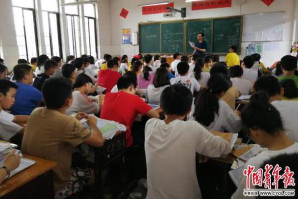 铜陵学院举行“青言新语·年代强音”微宣讲竞赛