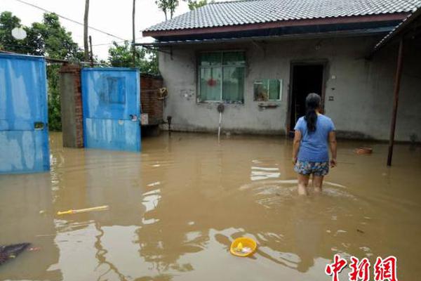 苏埠镇展开“江淮普法行”法治宣扬活动进村庄