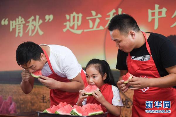 泉州一中专班主任巧立名目向学生收费一二十万遭曝光