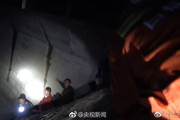 酒店床上为什么要放四个枕头？【健康】风尚中国网