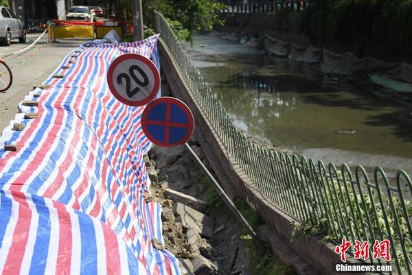 党史赤色主题城市阅览空间敞开