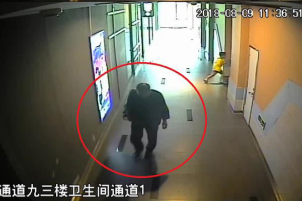 当涂县湖阳农人自行集资铸造乡贤邢珣铜像