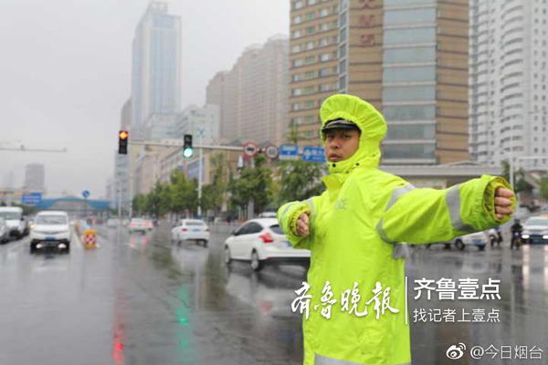 亳州大学生 展演五禽戏