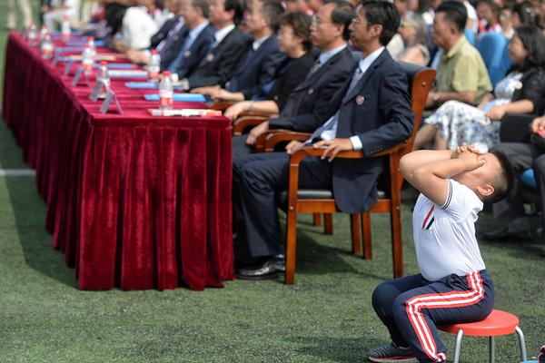 3D立体口感！王果果每日果茶汽水——直戳年轻消费者喜好！