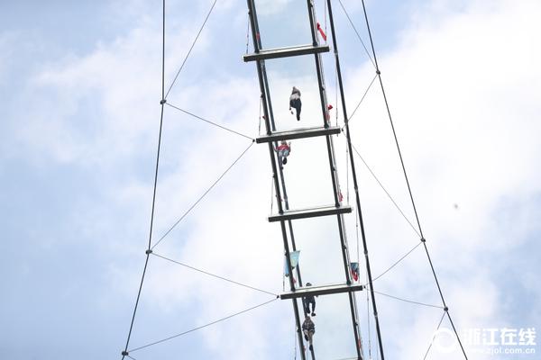 長榮海運導入 5G 專網，打造全台首座自動化貨櫃中心