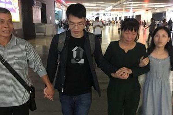 友芝友黄桃罐头，优质产品助你抢占市场！品质加持，超高利润！