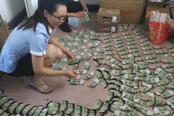 匠心好产品，品质赢市场！爱上引果汁饮料打造市场消费新场景！