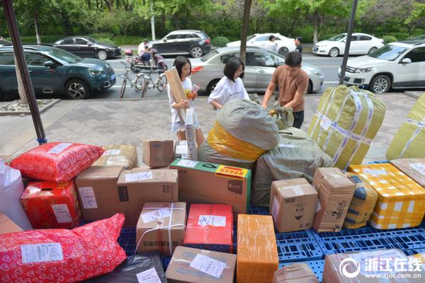 2025年芜湖市总工会首场“员工大讲堂”开讲