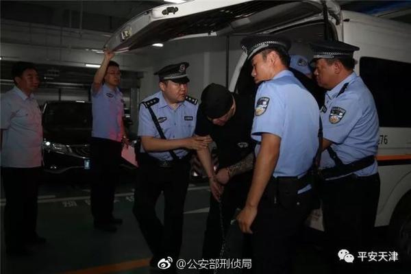 凤台县推剧团“送戏进万村”提早“交卷”