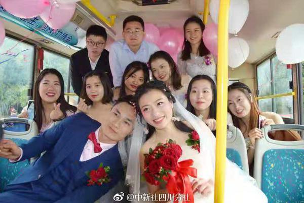 金寨县:文明惠民进村庄