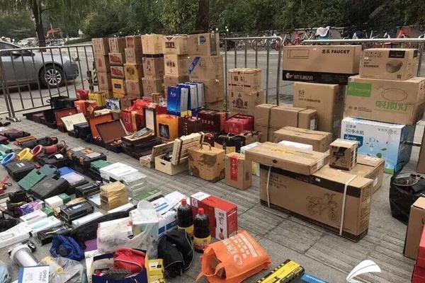 手慢无！3天补货两次，阿庆嫂一骑绝尘，新品遍布20余省！