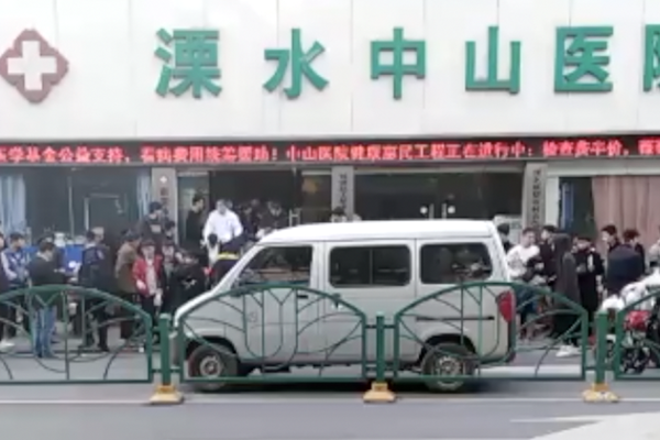 果汁汽水、白花蛇草水…可乐犇犇双爆品出击春节市场！