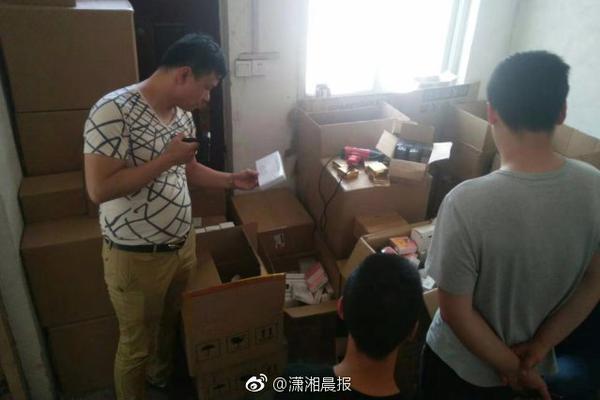 双港镇文明惠民暖人心