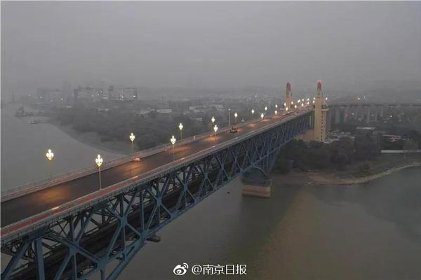 十六年火爆，六重豪华礼！恭贺爱尚引食品入驻火爆网！
