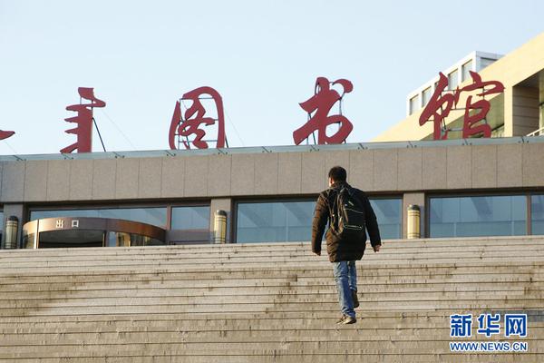 黄山西镇街挖出一条石板古街