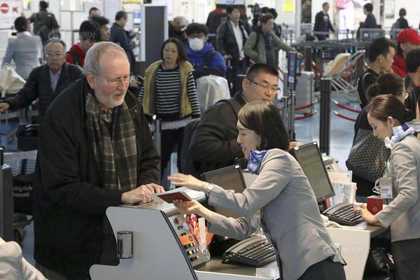 关爱夕阳红 温暖老人心